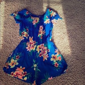 Blue flowery romper